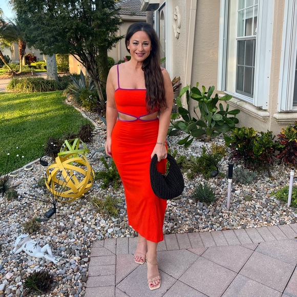 Meet your Posher, Lauren - Picture 5 of 9